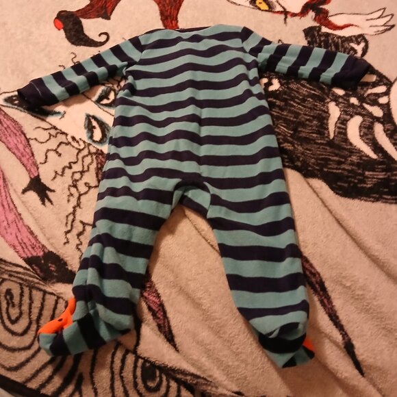 Just One You by Carters 6 Months Tiger Lion Green Striped Long Sleeve Footies - Picture 5 of 6